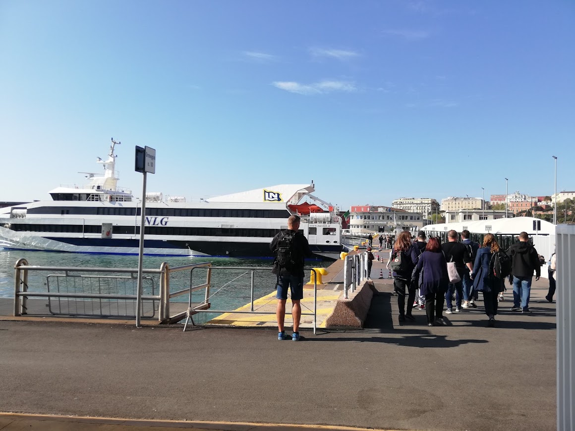 Capri_hydrofoil_dock