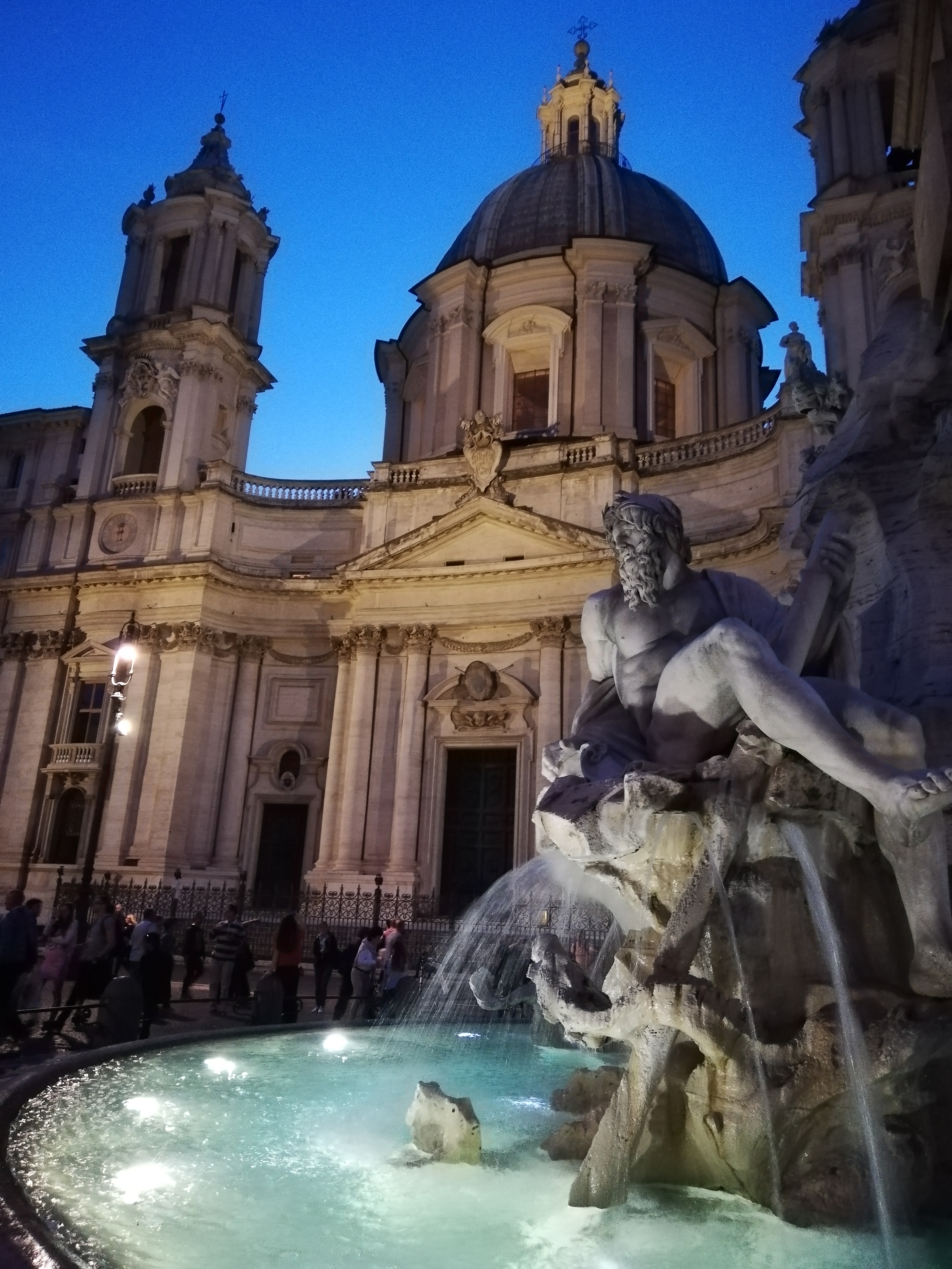 Piazza Navonna Neptune's Fountain