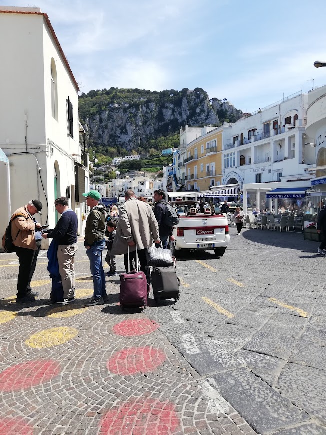 capri taxi