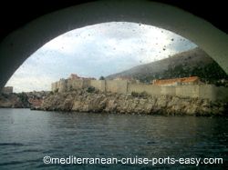 dubrovnik walls photo, dubrovnik tendering dubrovnik walls photo, dubrovnik tendering