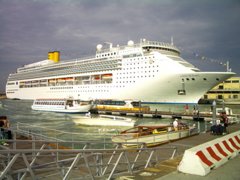 costa cruiseline, stazione marittima, venice cruise terminal