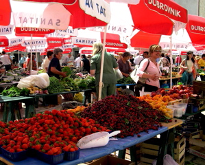 dubrovnik green market image, dubrovnik farmer's market photo