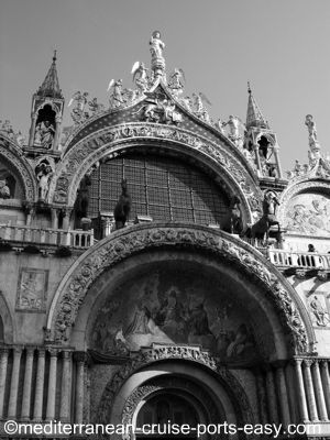 St. Mark's Basilica - what to see on the facade and each of the museums of Basilica San Marco, Venice, Italy