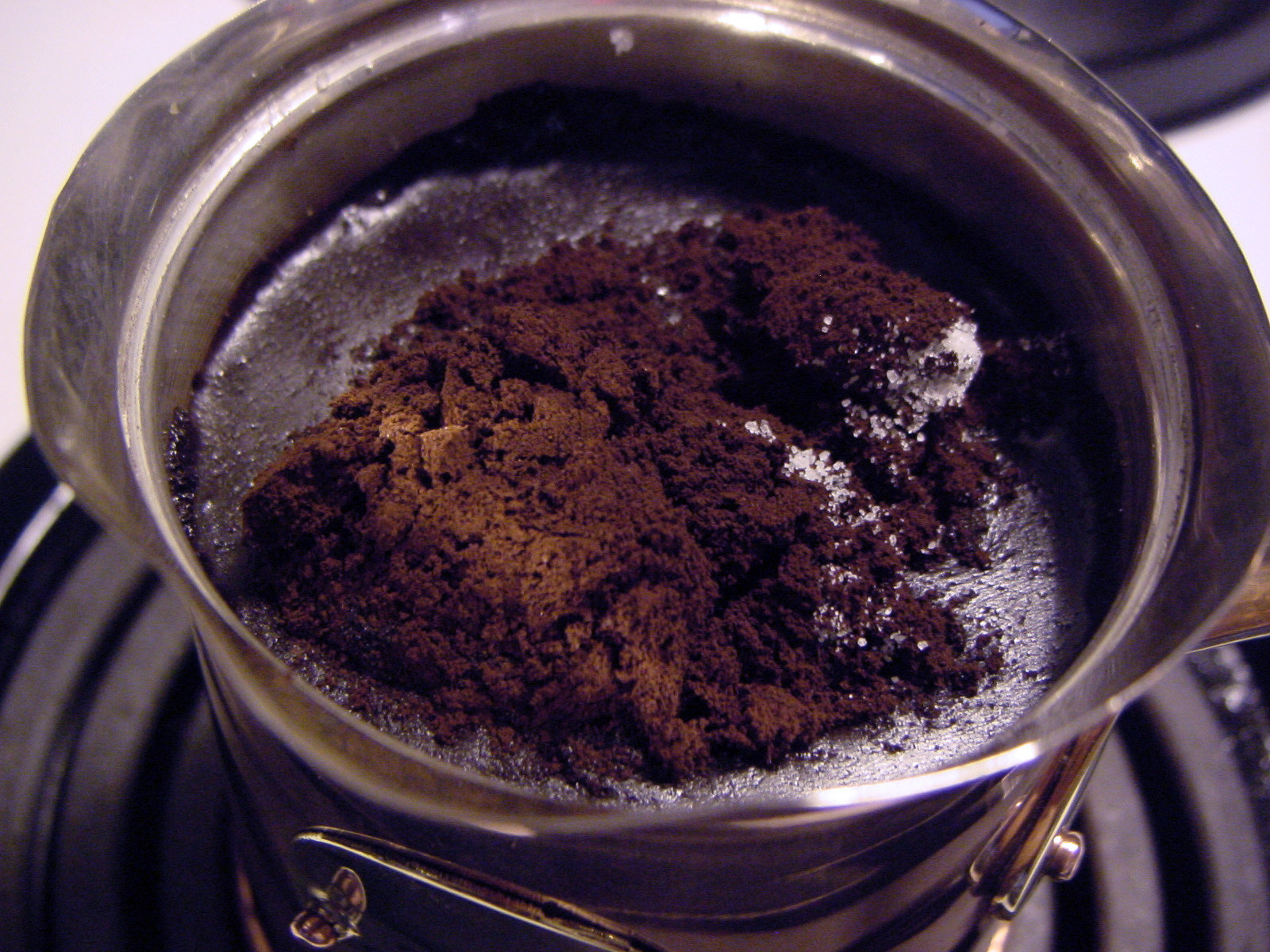 brewing turskish coffee image, brewing turkish coffee photo, brewing turkish coffee picture