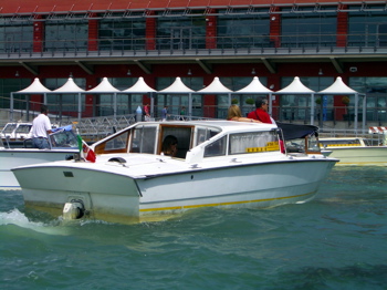how much is taxi from venice cruise terminal
