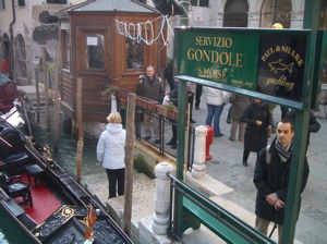 venice gondola photo, venice gondola picture