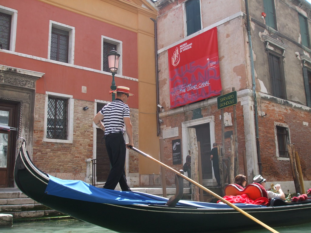 venice gondola, gondola ride in venice