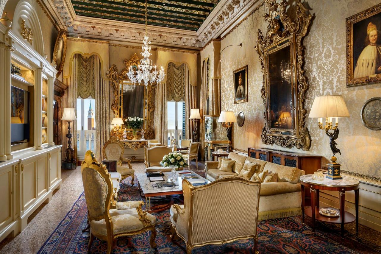 a room in hotel danieli in venice