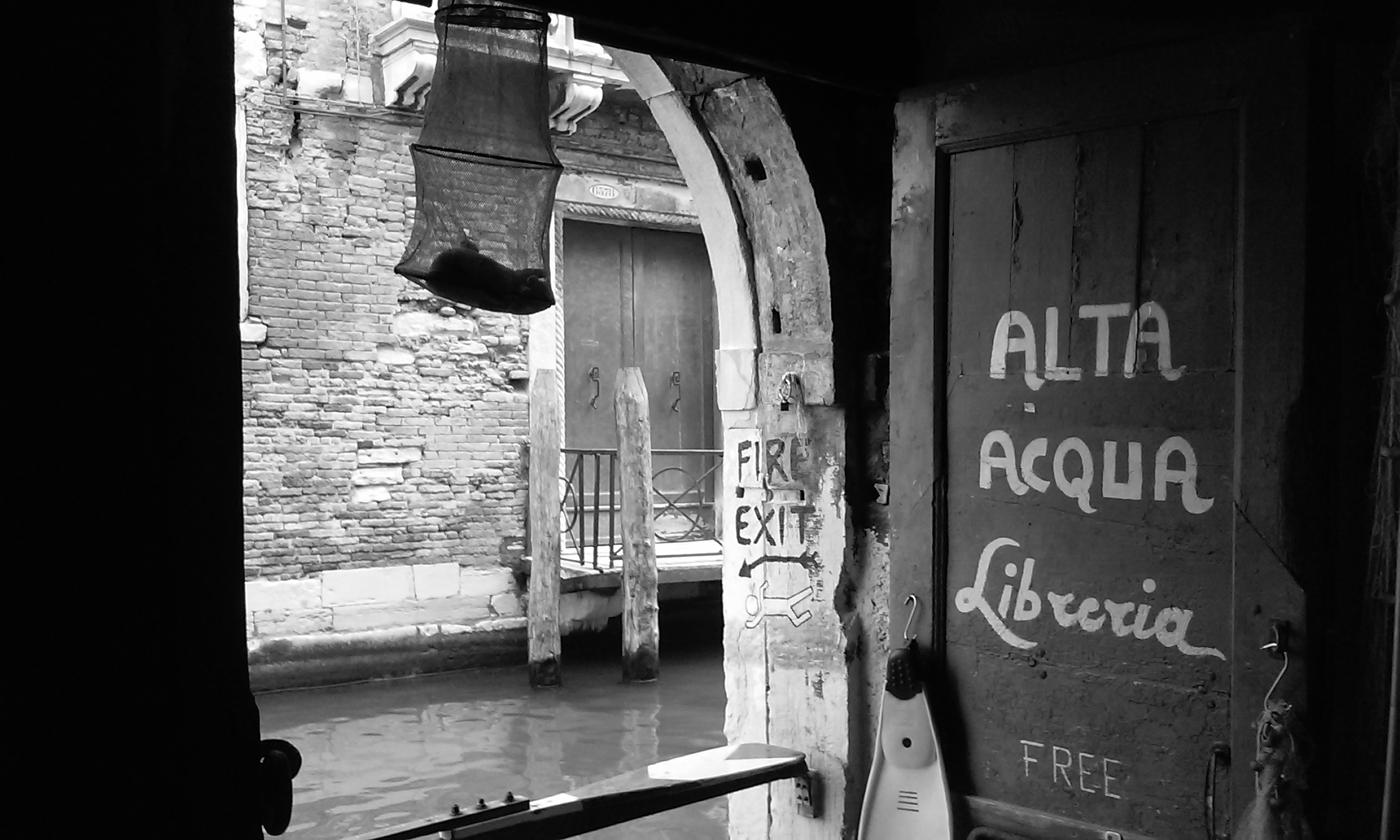 libreria acqua alta venice