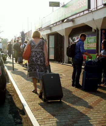 from civitavecchia port to the train station