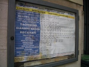 how much is the local bus from giardini-naxos to taormina