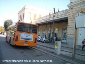 livorno centrale train station